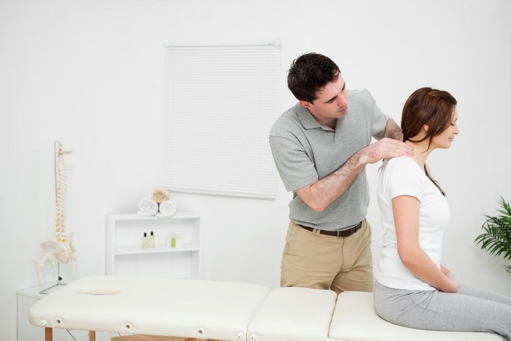 Neck massage for osteochondrosis